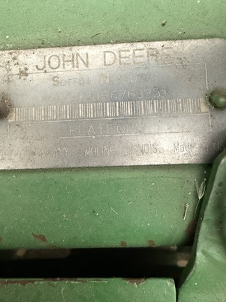1997 John Deere 920F Header Combine