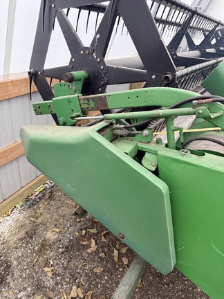 1997 John Deere 920F Header Combine
