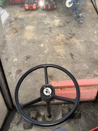 1987 Massey Ferguson 8560 Combine