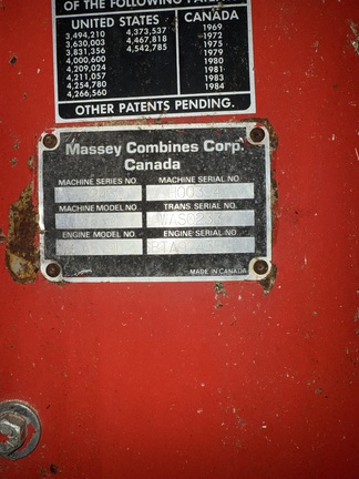 1987 Massey Ferguson 8560 Combine