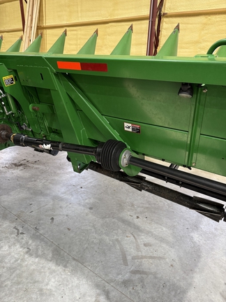 2009 John Deere 608C Header Corn Head