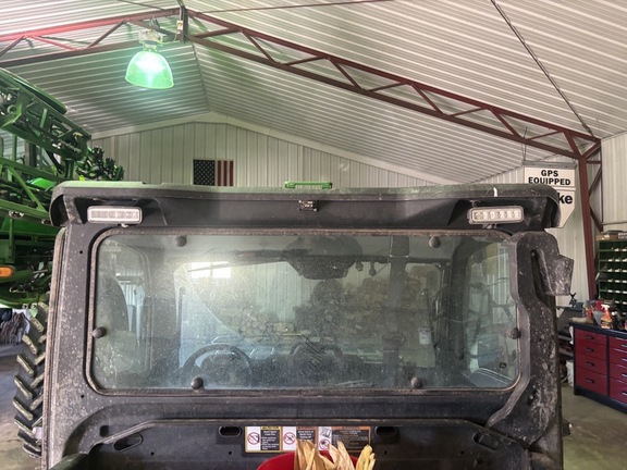 2022 John Deere XUV 835M ATV