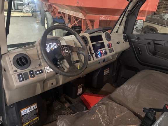 2023 John Deere XUV 835R ATV