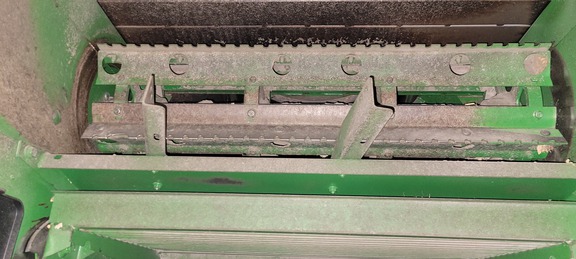 2009 John Deere 9570 STS Combine