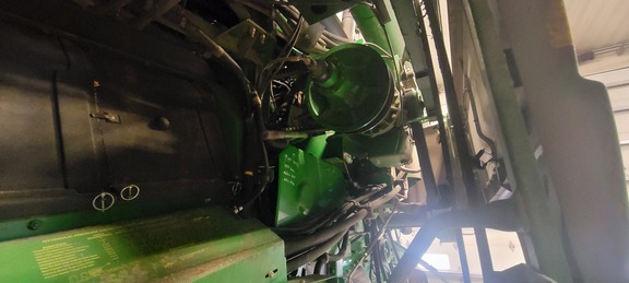 2009 John Deere 9570 STS Combine