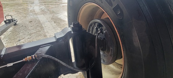 2023 J&M 755 Gravity Box