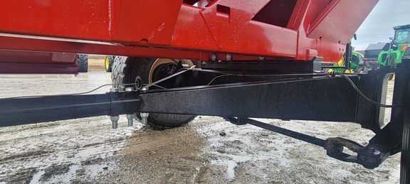 2023 J&M 755 Gravity Box