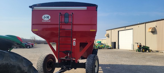 2023 J&M 755 Gravity Box