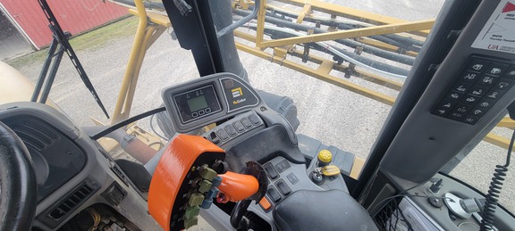 2009 RoGator SSC1084 Sprayer/High Clearance