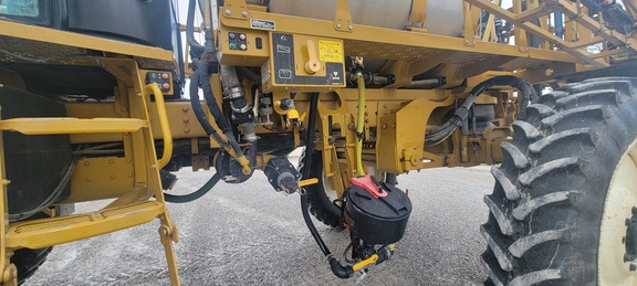 2009 RoGator SSC1084 Sprayer/High Clearance