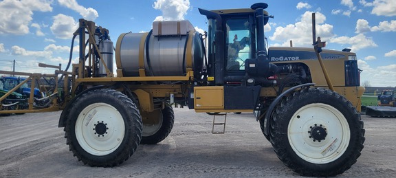 2009 RoGator SSC1084 Sprayer/High Clearance
