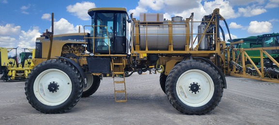 2009 RoGator SSC1084 Sprayer/High Clearance
