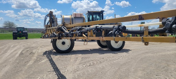 2009 RoGator SSC1084 Sprayer/High Clearance
