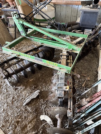 John Deere 620 Disk