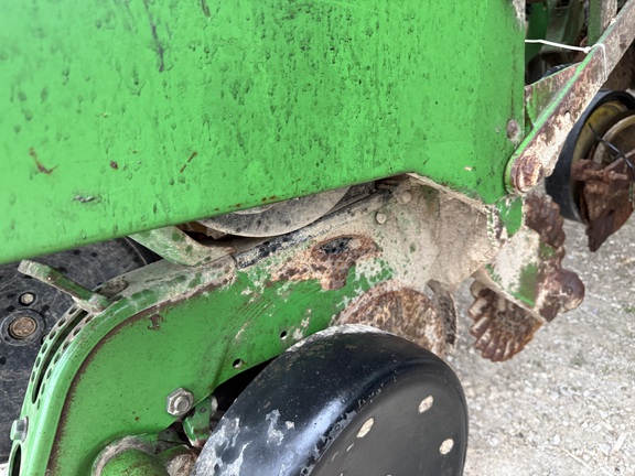 2001 John Deere 1780 Planter