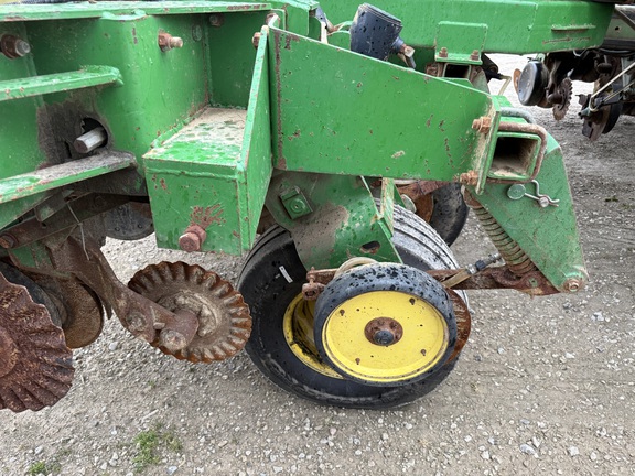 2001 John Deere 1780 Planter