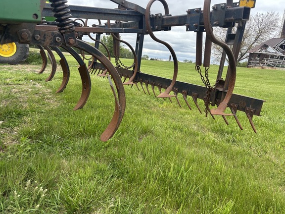 Glencoe F551B Chisel Plow