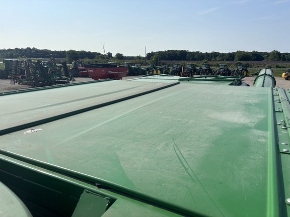 2015 John Deere S680 Combine