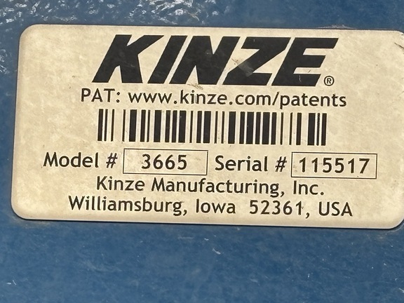 2021 Kinze 3665 Planter
