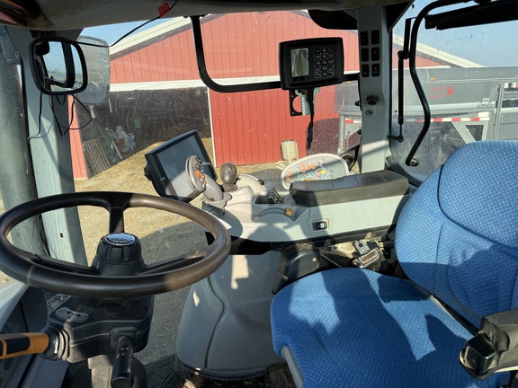 2015 New Holland T7.210 T4B Tractor
