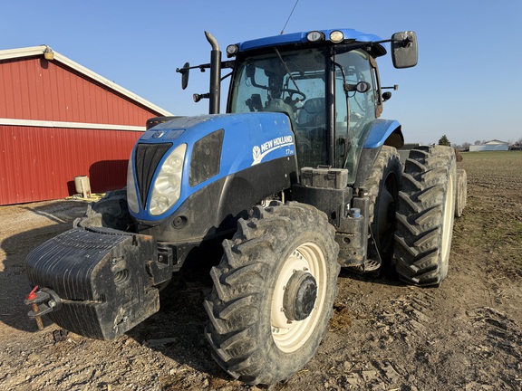 2015 New Holland T7.210 T4B Tractor
