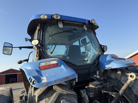 2015 New Holland T7.210 T4B Tractor