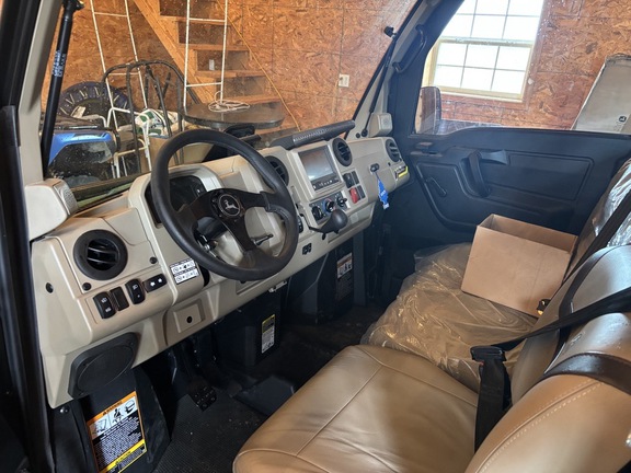 2024 John Deere XUV 835R ATV