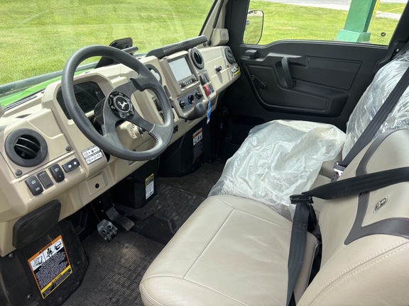 2024 John Deere XUV 835R ATV
