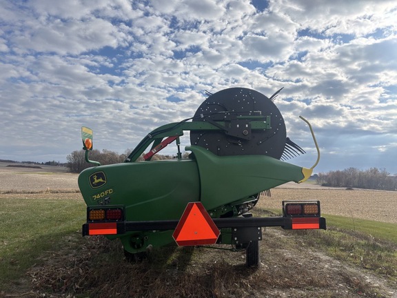 2019 John Deere 740FD Header Combine