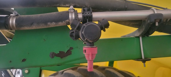 2012 Fast Distributing 9613 Sprayer