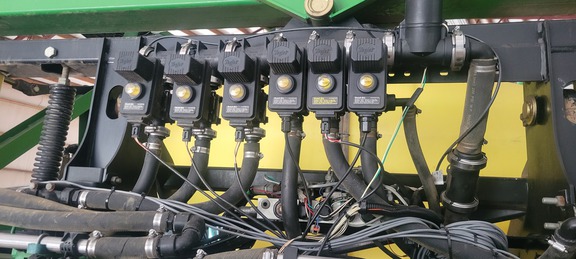 2012 Fast Distributing 9613 Sprayer
