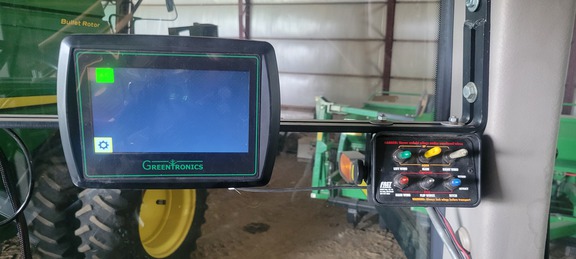 2012 Fast Distributing 9613 Sprayer