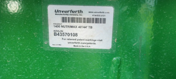 2024 Unverferth Nutrimax 1400 Applicator