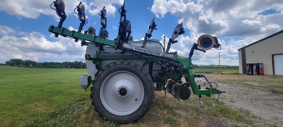2024 Unverferth Nutrimax 1400 Applicator