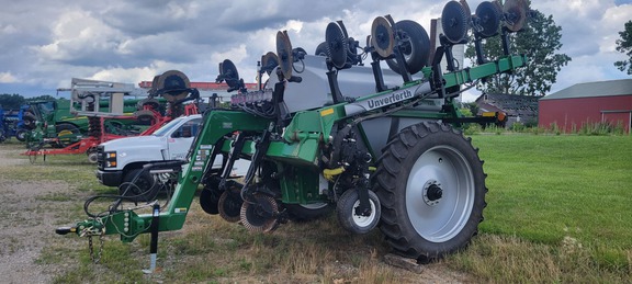 2024 Unverferth Nutrimax 1400 Applicator