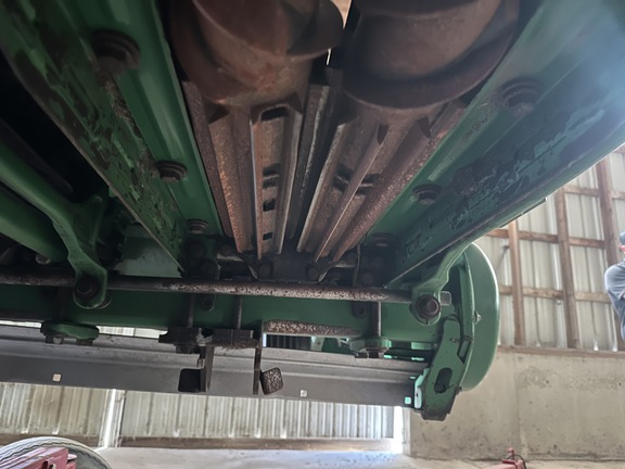 2013 John Deere 612C Header Corn Head