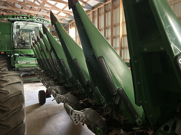 2013 John Deere 612C Header Corn Head