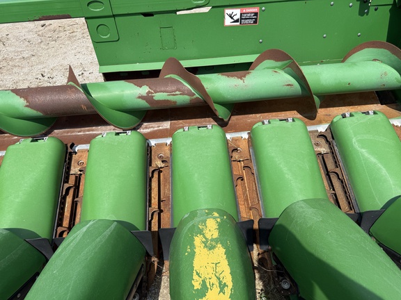 2013 John Deere 612C Header Corn Head