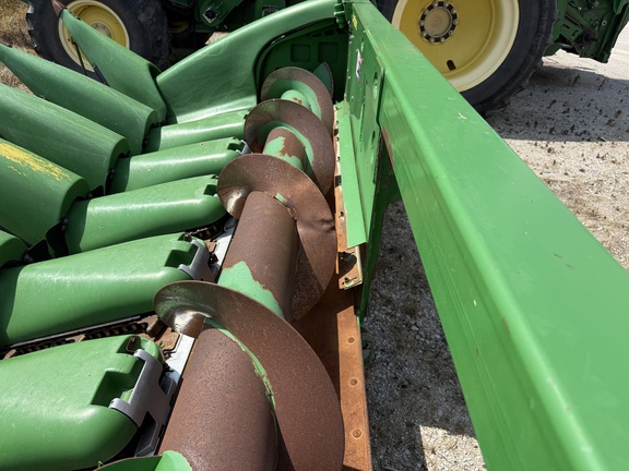 2013 John Deere 612C Header Corn Head