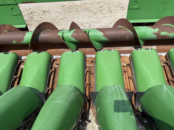 2013 John Deere 612C Header Corn Head