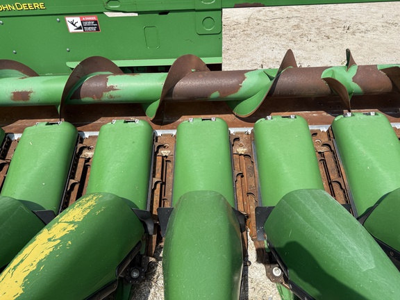 2013 John Deere 612C Header Corn Head