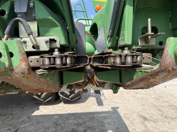 2013 John Deere 612C Header Corn Head