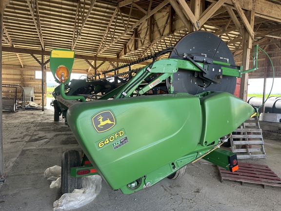 2014 John Deere 640FD Header Combine