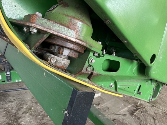 2014 John Deere 640FD Header Combine