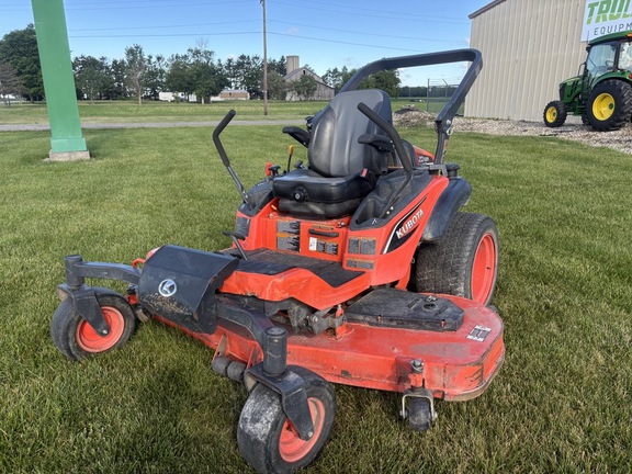 2019 Kubota ZD1211 Mower/Zero Turn