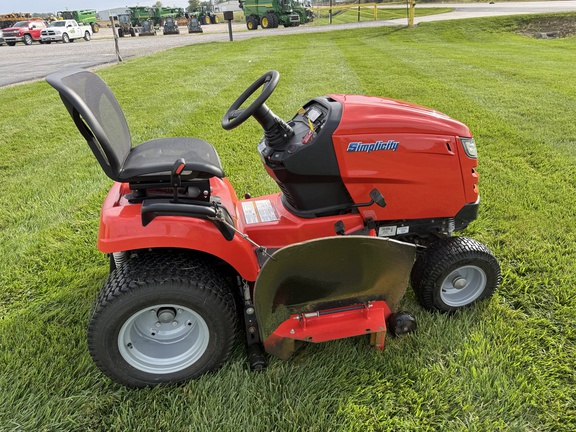 2015 Simplicity Prestige 27 BS Garden Tractor