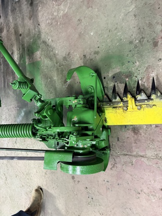John Deere 350 Mower