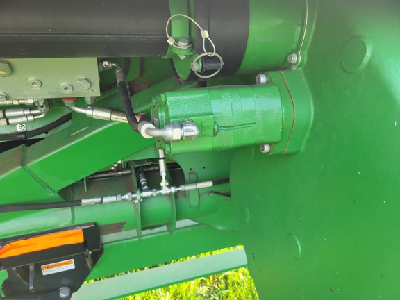 2014 John Deere 640FD Header Combine