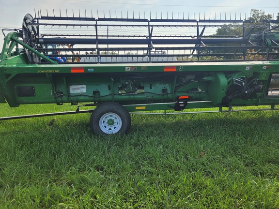 2014 John Deere 640FD Header Combine