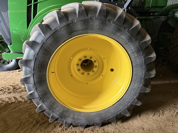 2014 John Deere 9560R Tractor 4WD